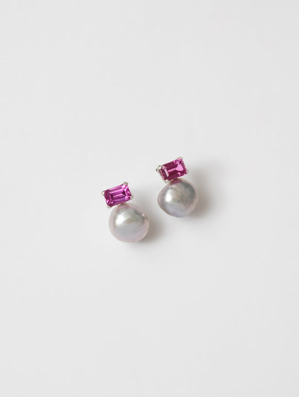 Wolf Circus: Delphine Pearl Cluster Earrings - Pink