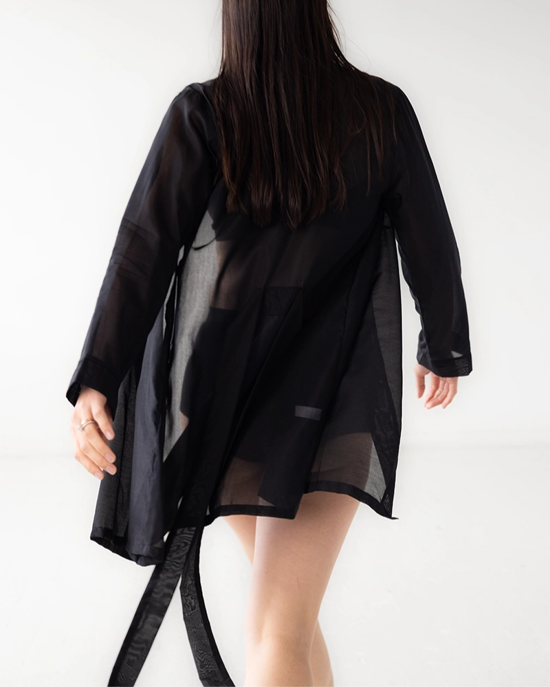 Salua: Silk Short Sleeve Robe - Black