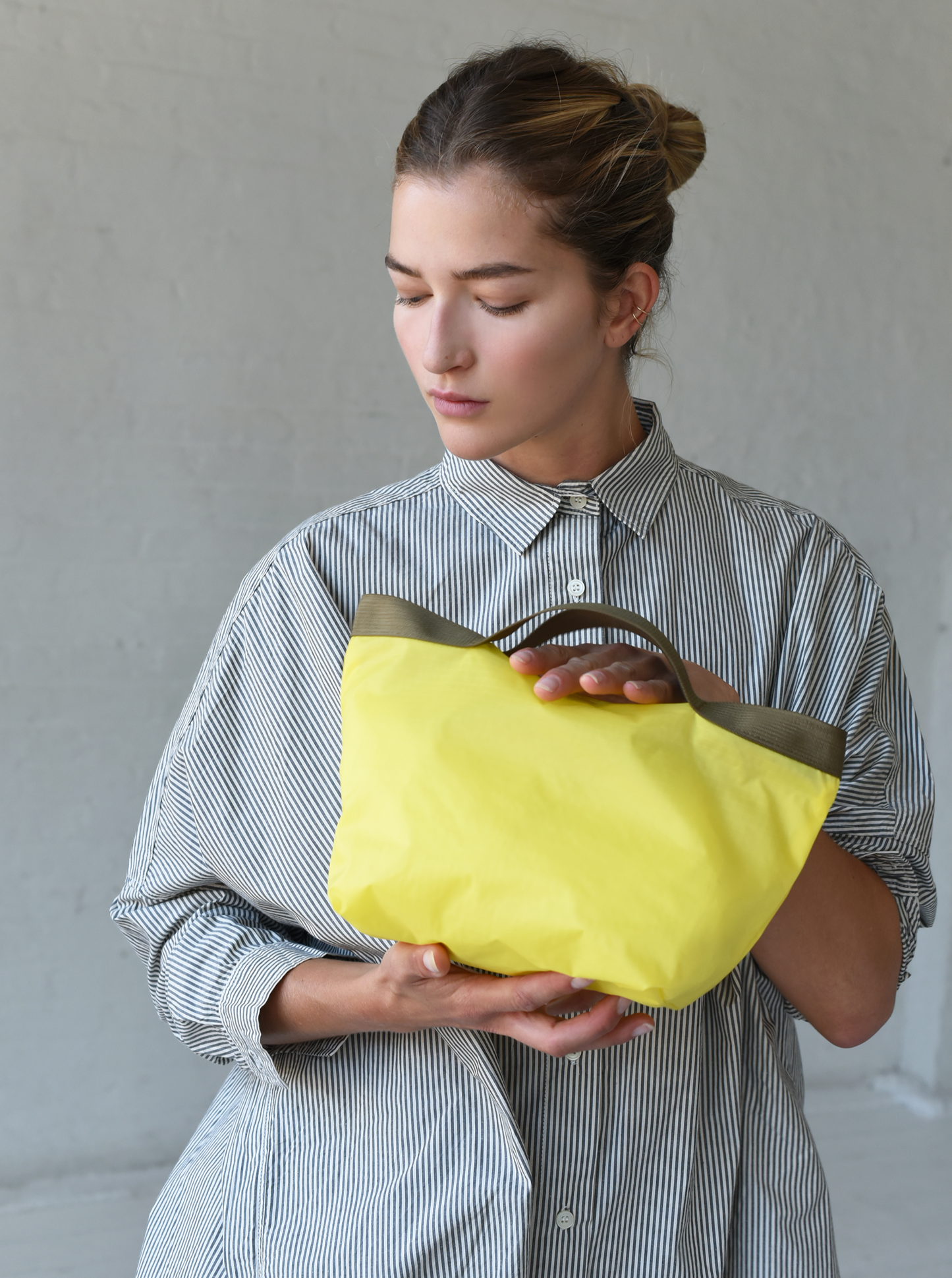 8.6.4: Large Nylon Pouch Bag - Yellow/Coyote