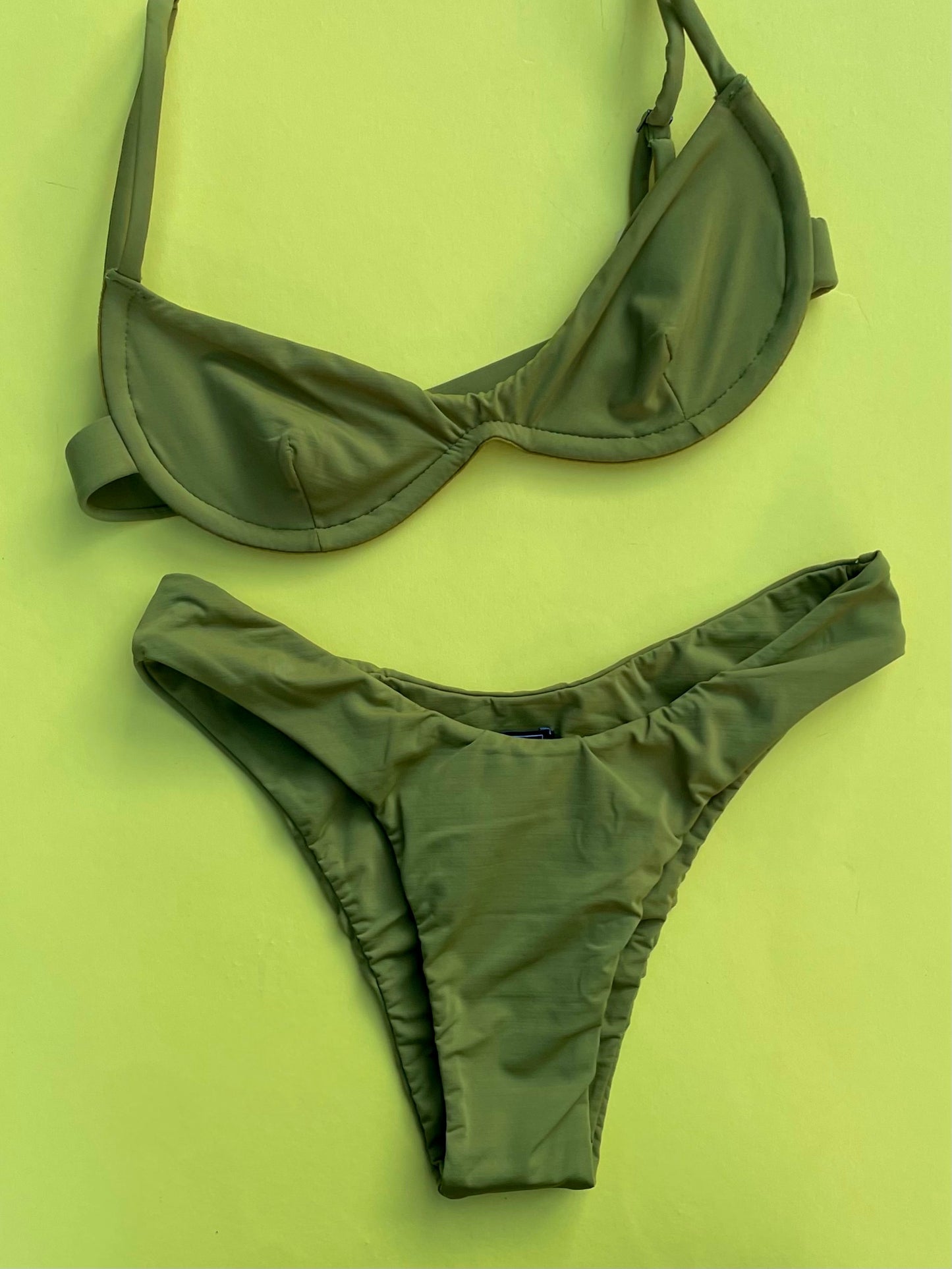 Haight: Lana Uniwire Bikini Top - Seed Green