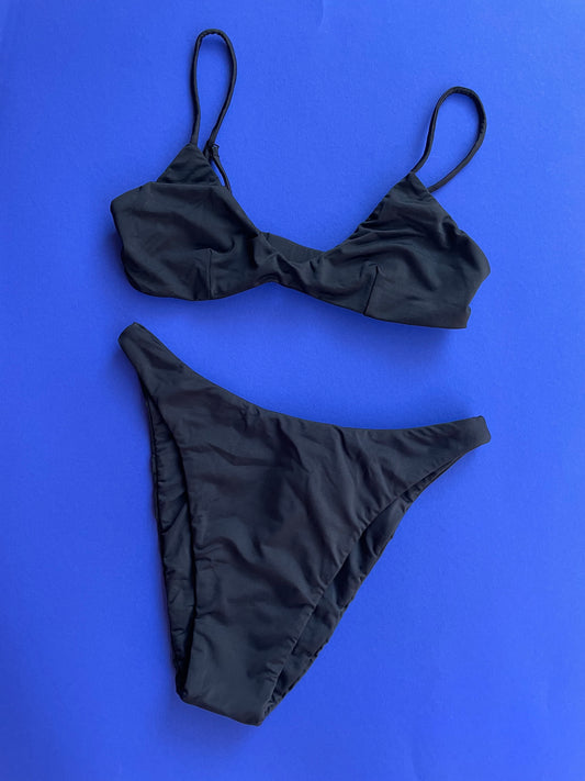 Haight: Cris Adjustable Scoop Bikini Top - Black