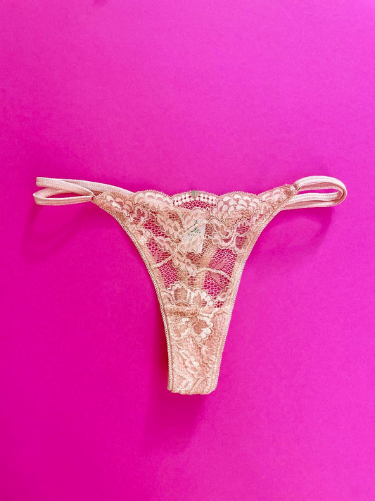 Clo: Fortuna Lace Adjustable String Thong - Maple Sugar