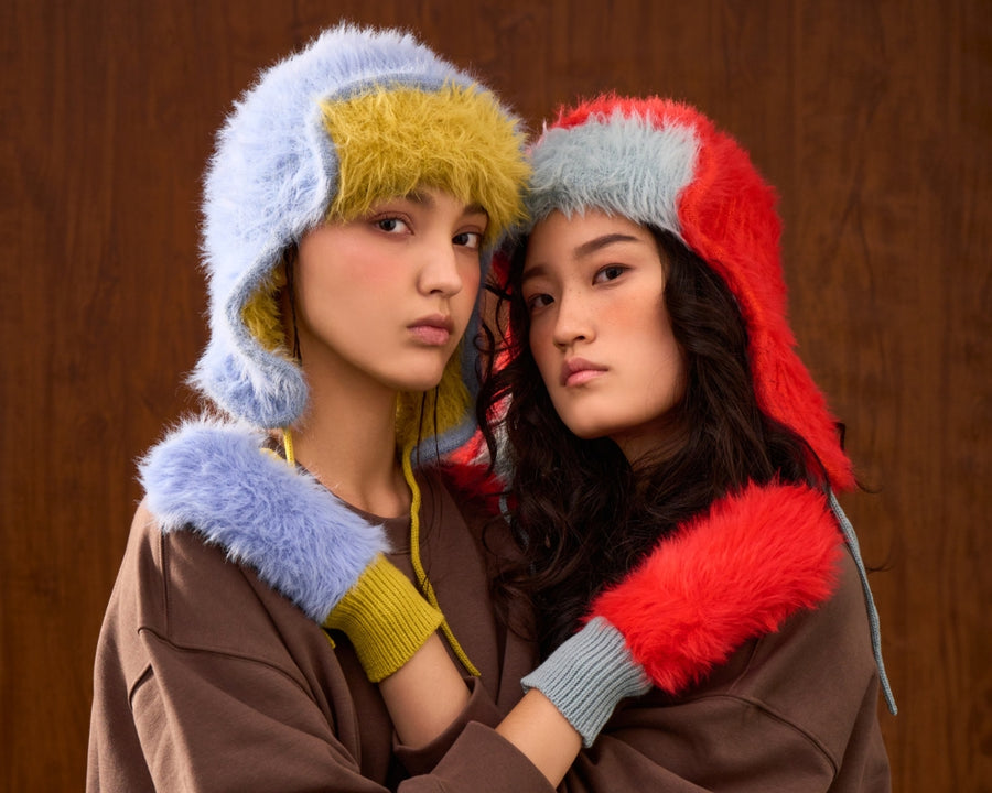 Verloop: Faux Fur Trapper Hat - Periwinkle/Golden Olive