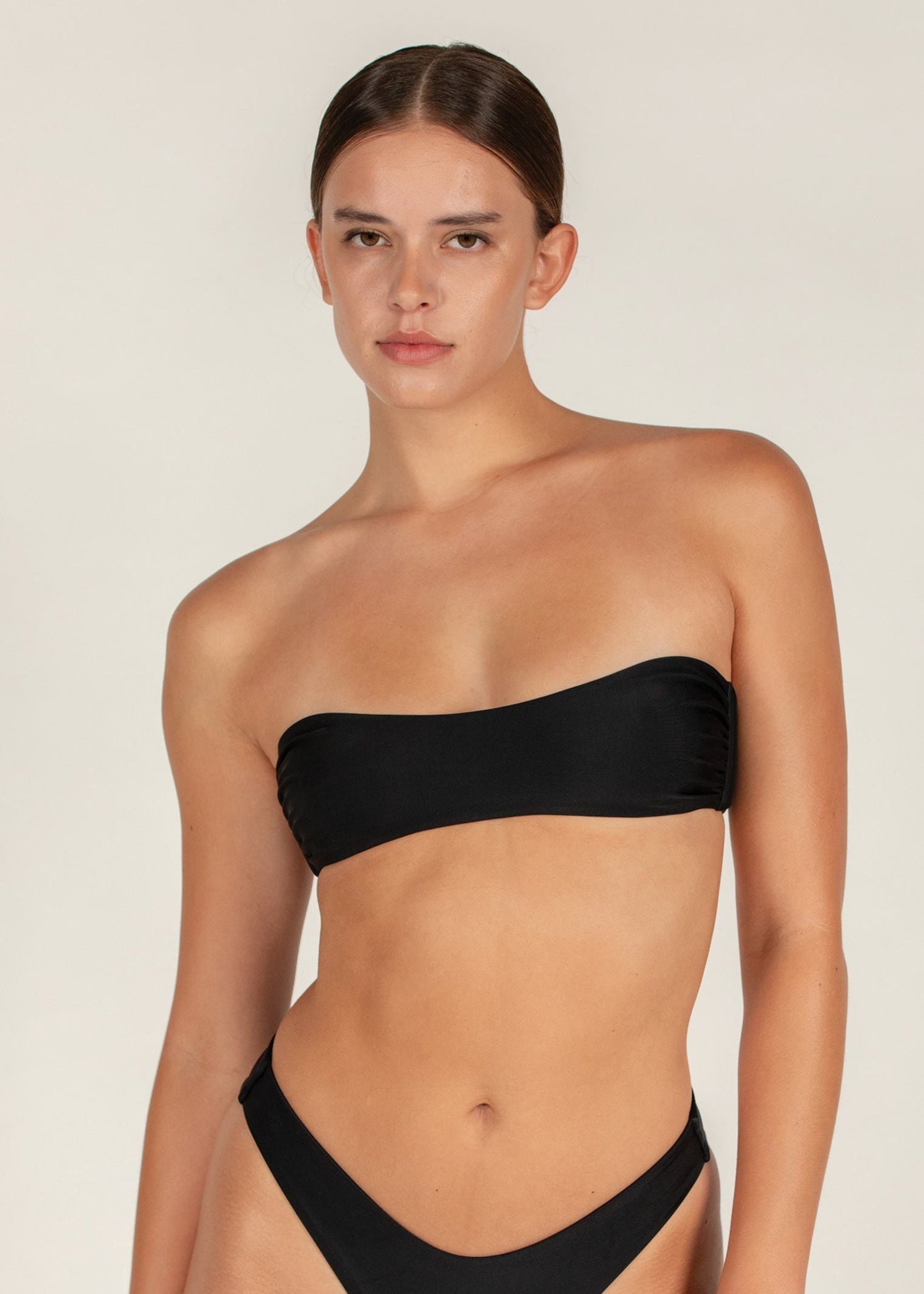 Mikoh: Loki Strapless Bikini Top - Black